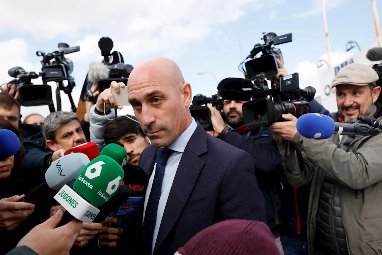 Baiser forcé : Luis Rubiales “absolument sûr” que Jenni Hermoso a donné son consentement