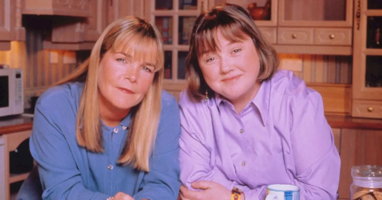 Linda Robson Heartbroken as Pauline Quirke Doesn't Recognize Her Due to Dementia