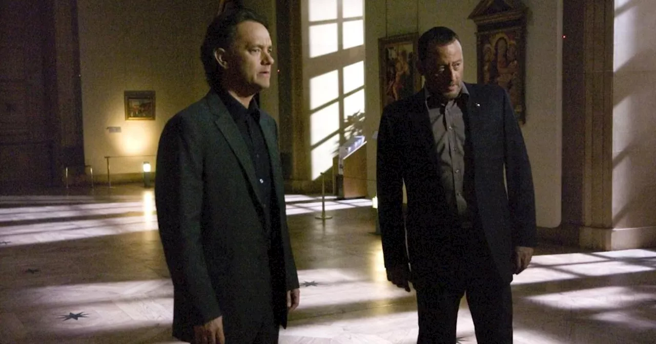 Tom Hanks Changed Pants in Front of Mona Lisa