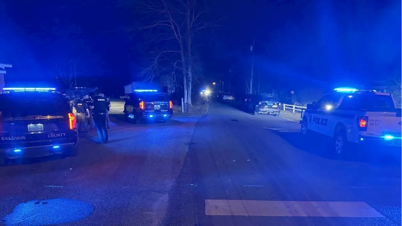 Man Arrested After Shooting at Officer, Holding Girlfriend Hostage in Alabama Standoff