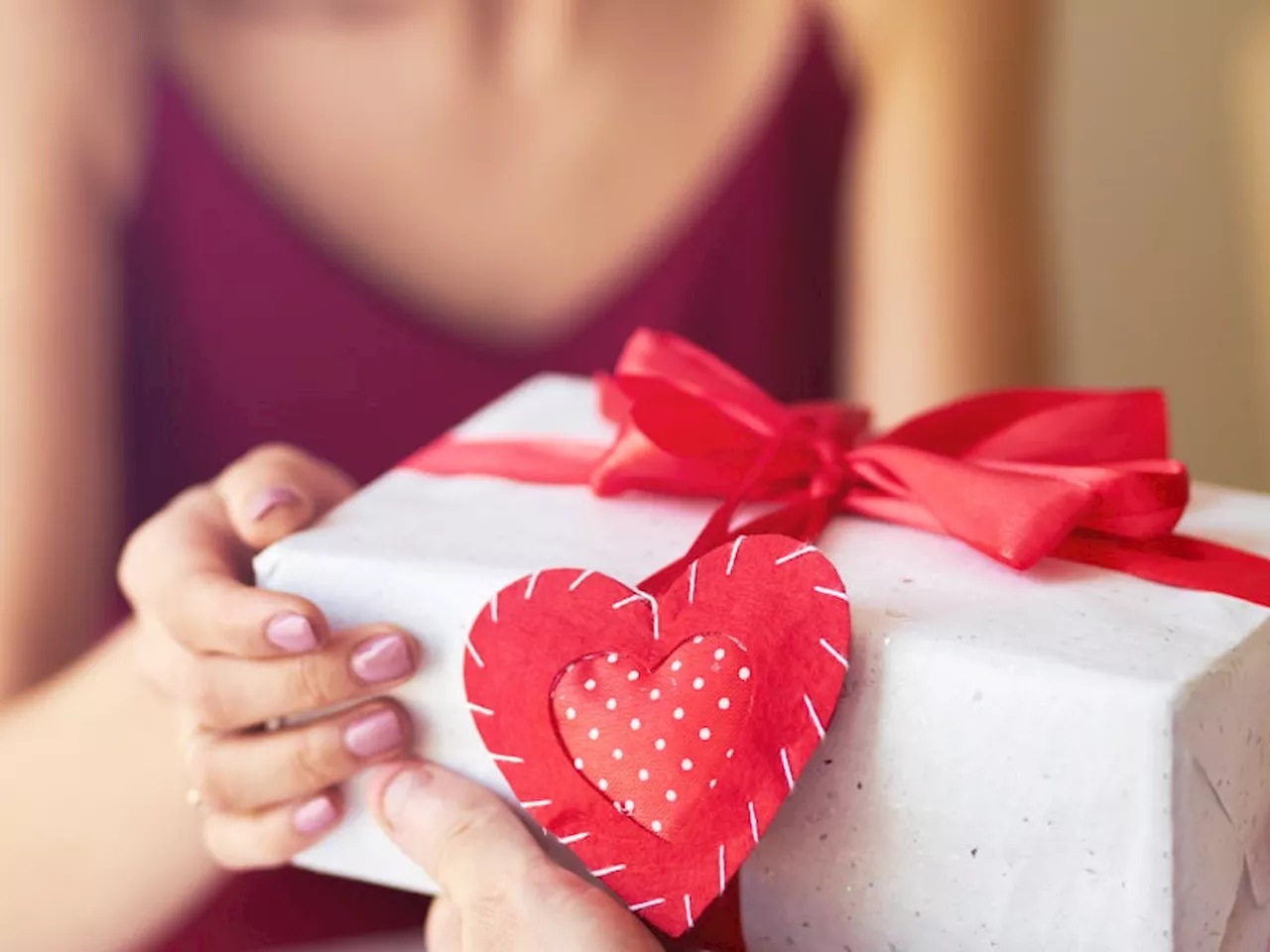 Valentine's Day Gift Guide: Spoil Your Loved One with Thoughtful Presents