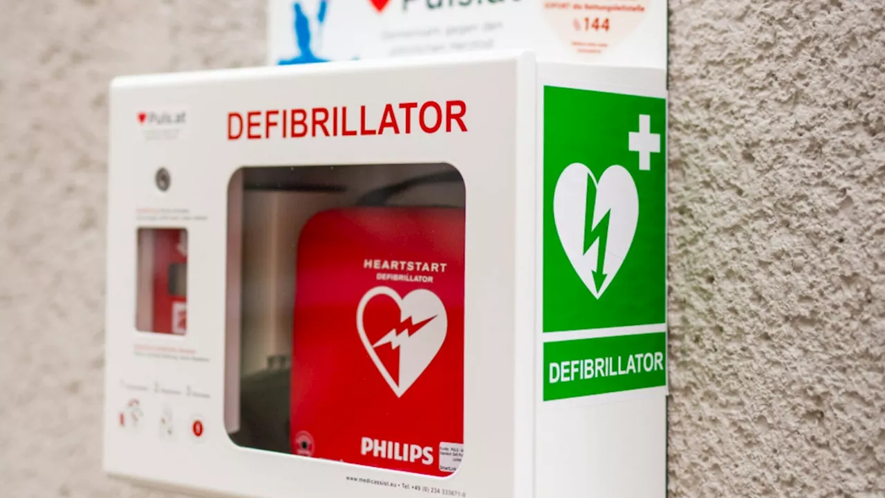 Herz-Kreislauf-Stillstand: 59-Jähriger mit Defibrillator wiederbelebt