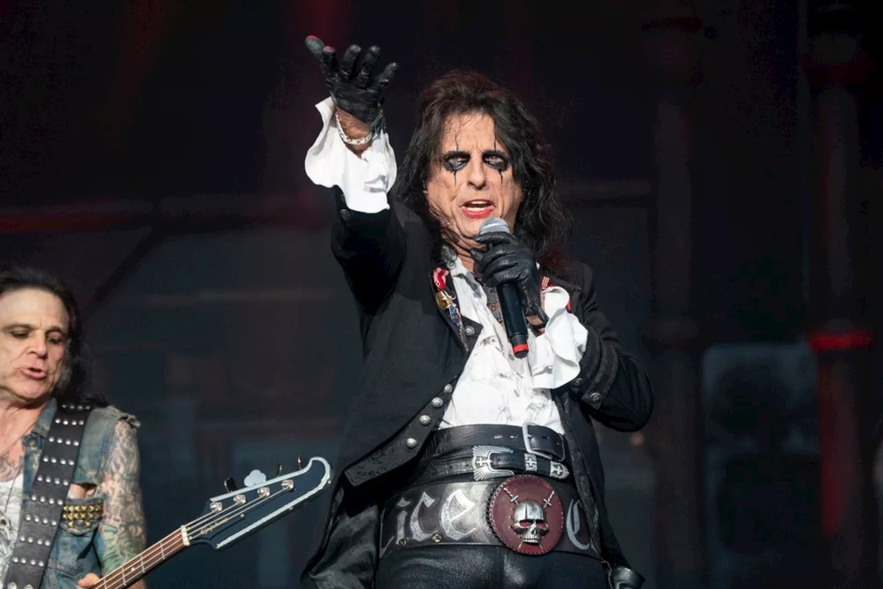 Alice Cooper Announces More Dates for 'Too Close For Comfort' Tour