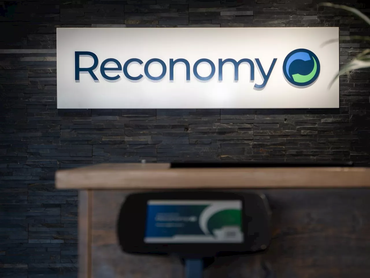 Reconomy Goes Green: 100% Renewable Electricity Partnership