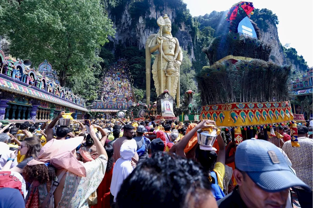 Malaysian Ministers Extend Thaipusam Greetings