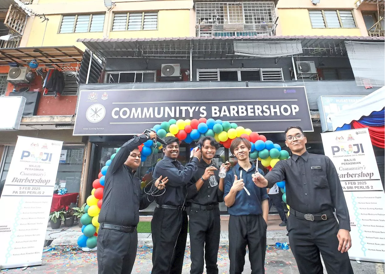 Young Entrepreneurs Open Barbershop Thanks to Skills Training Program