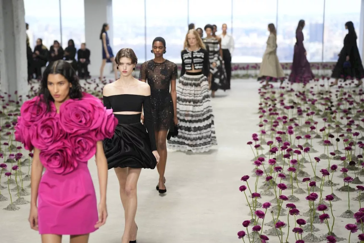 Carolina Herrera's Fall 2025 Collection: A Poetic Tribute to 'Being There'