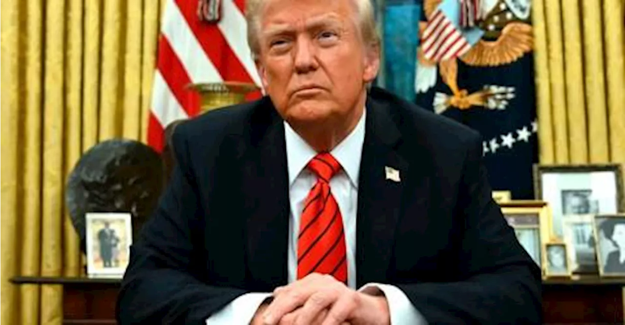 Trump signs order against paper straws