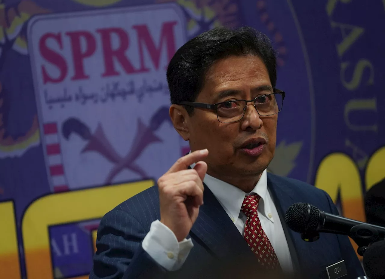 Tiga selebriti hanya saksi, terima bayaran atas perkhidmatan
