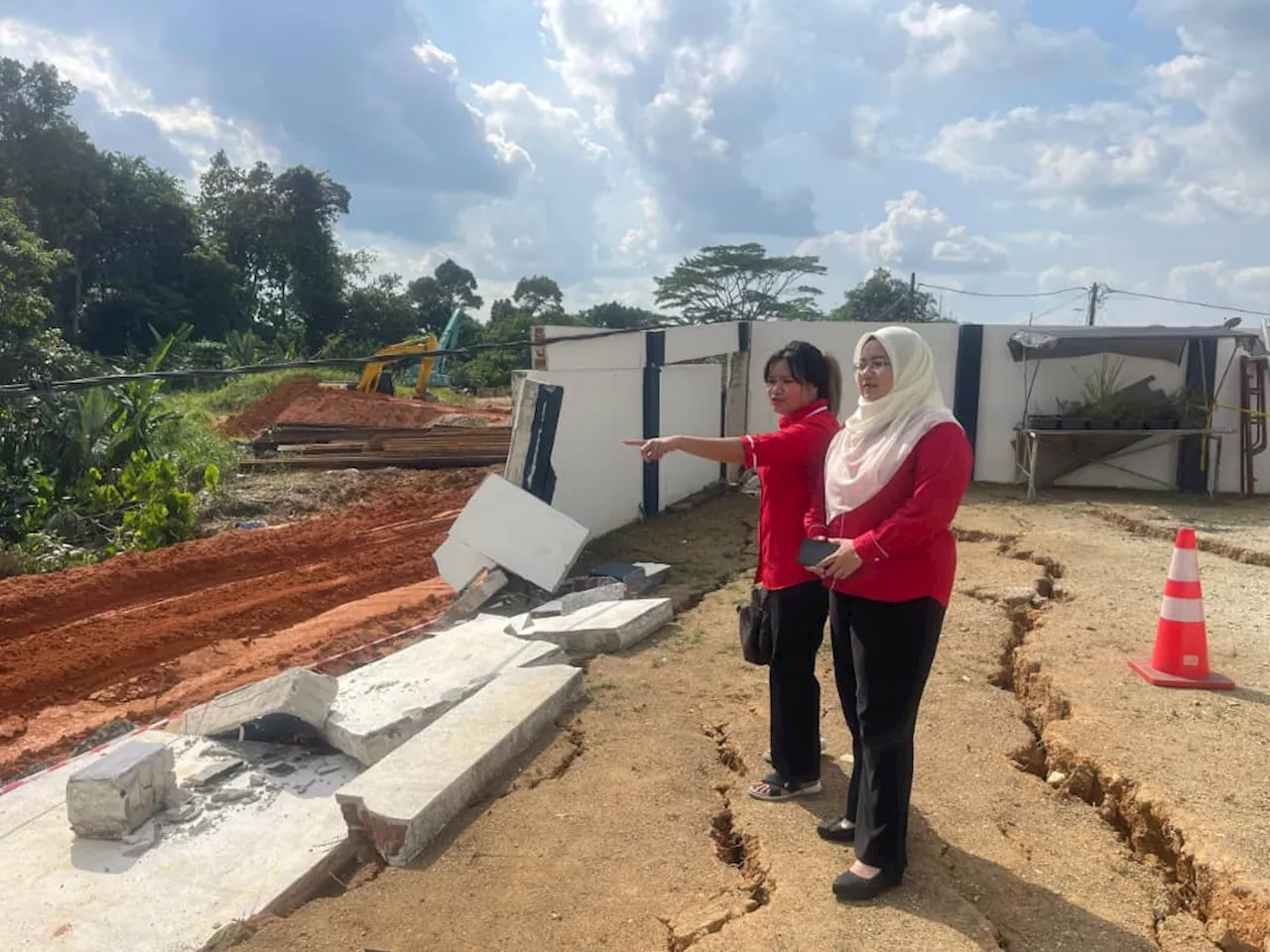 Water Supply Disruption in Tapah, Bidor, and Teluk Intan Due to Landslide