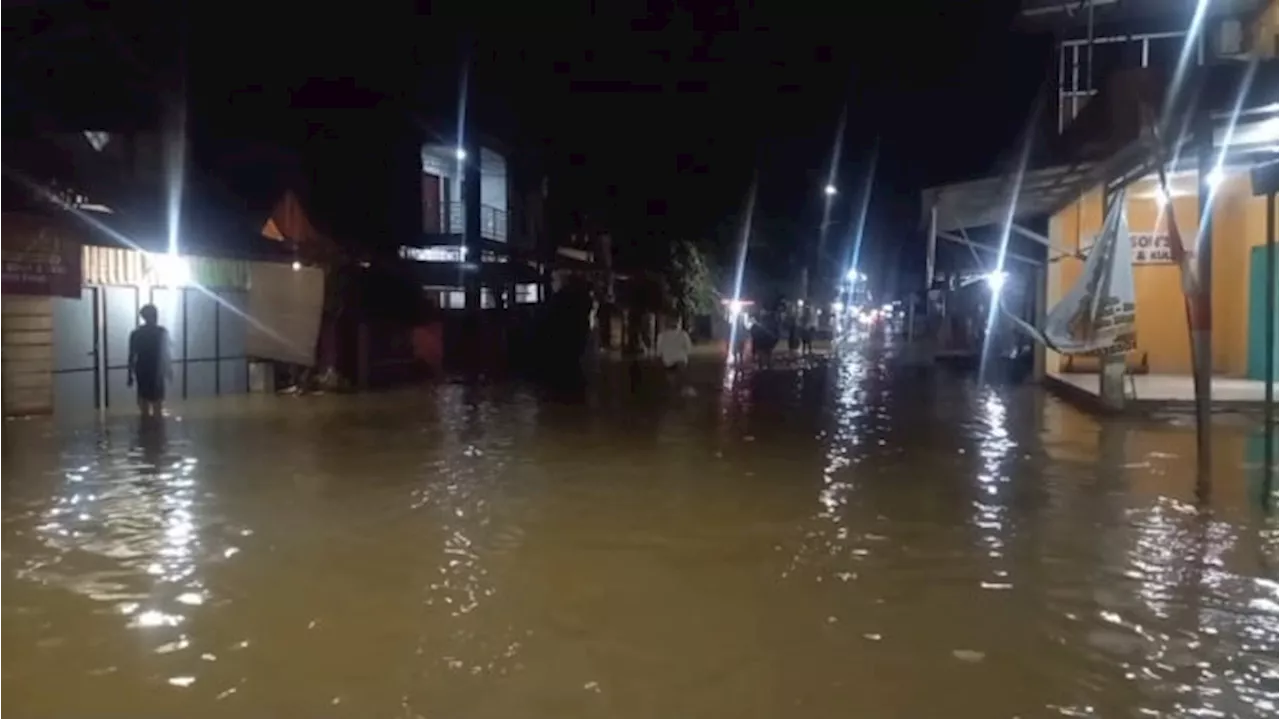 Banjir Merendam Rumah Warga di Sumbawa Barat