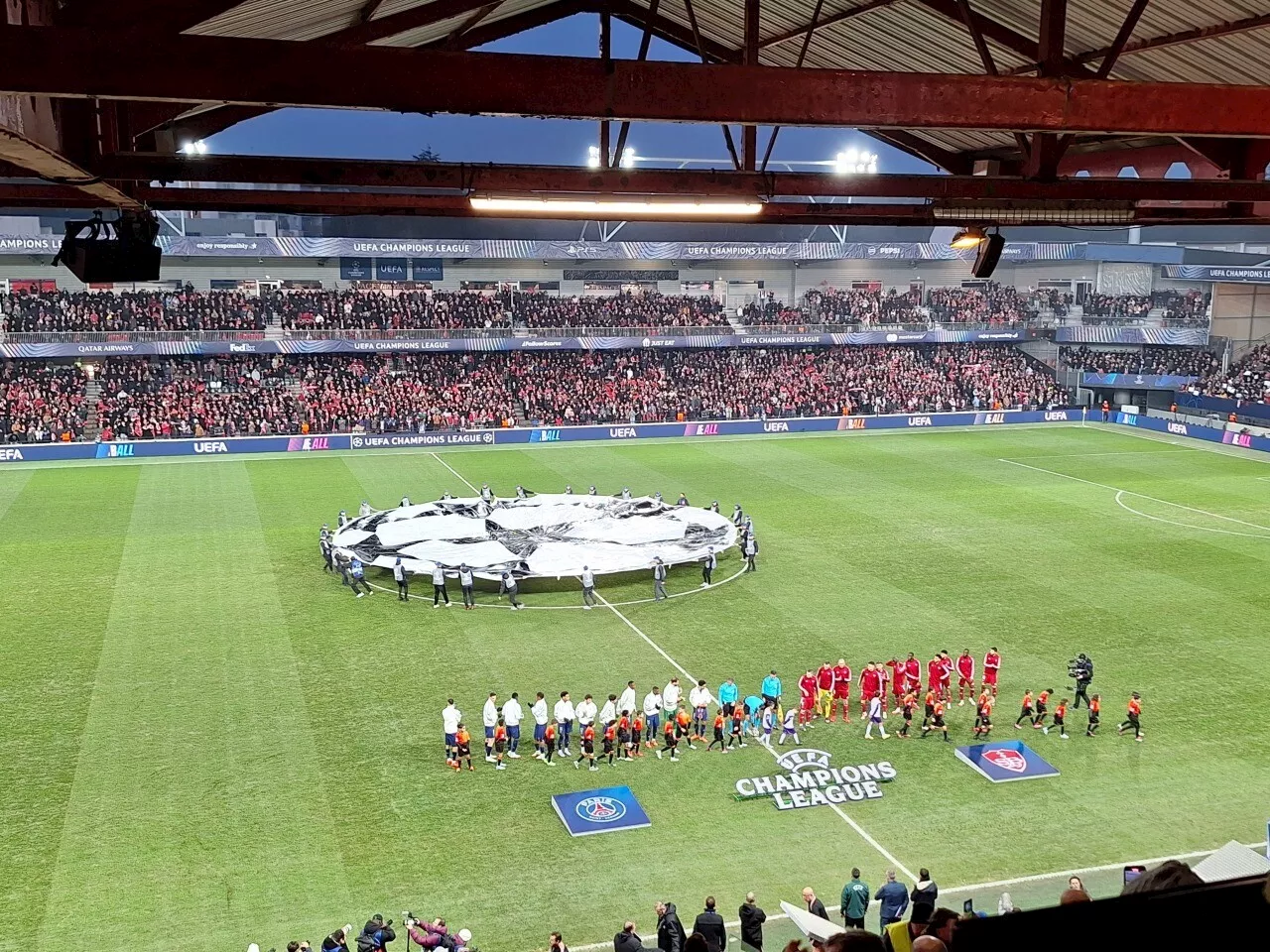 Stade Brestois 29 - Paris Saint-Germain (3-0) : Dembélé mène les Parisiens vers la victoire