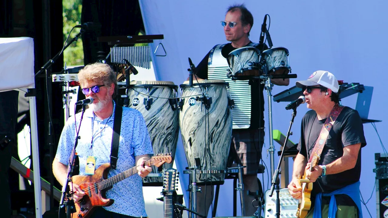 Jimmy Buffett’s Coral Reefer Band to join legendary classic rockers this summer