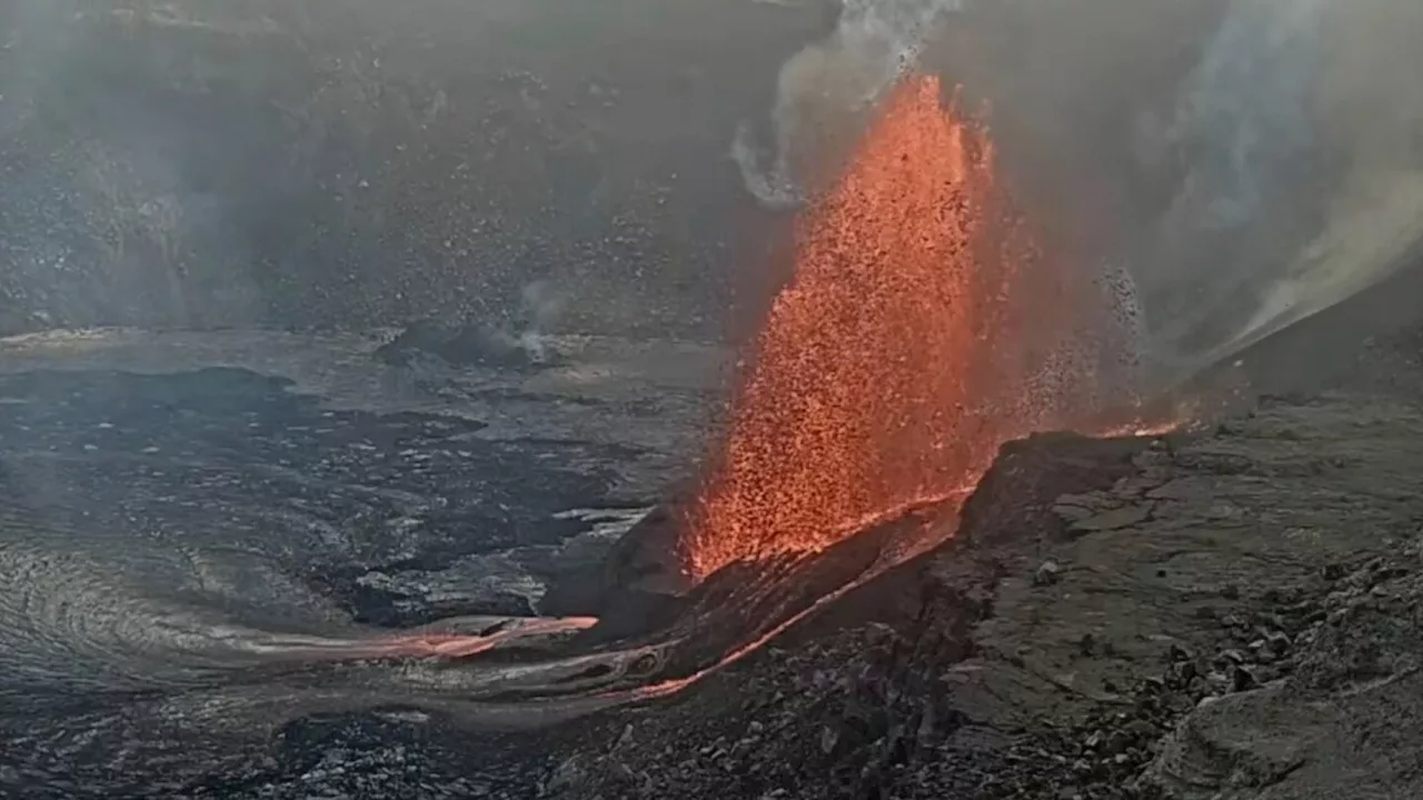 Kilauea Volcano Erupts Again in Hawaii