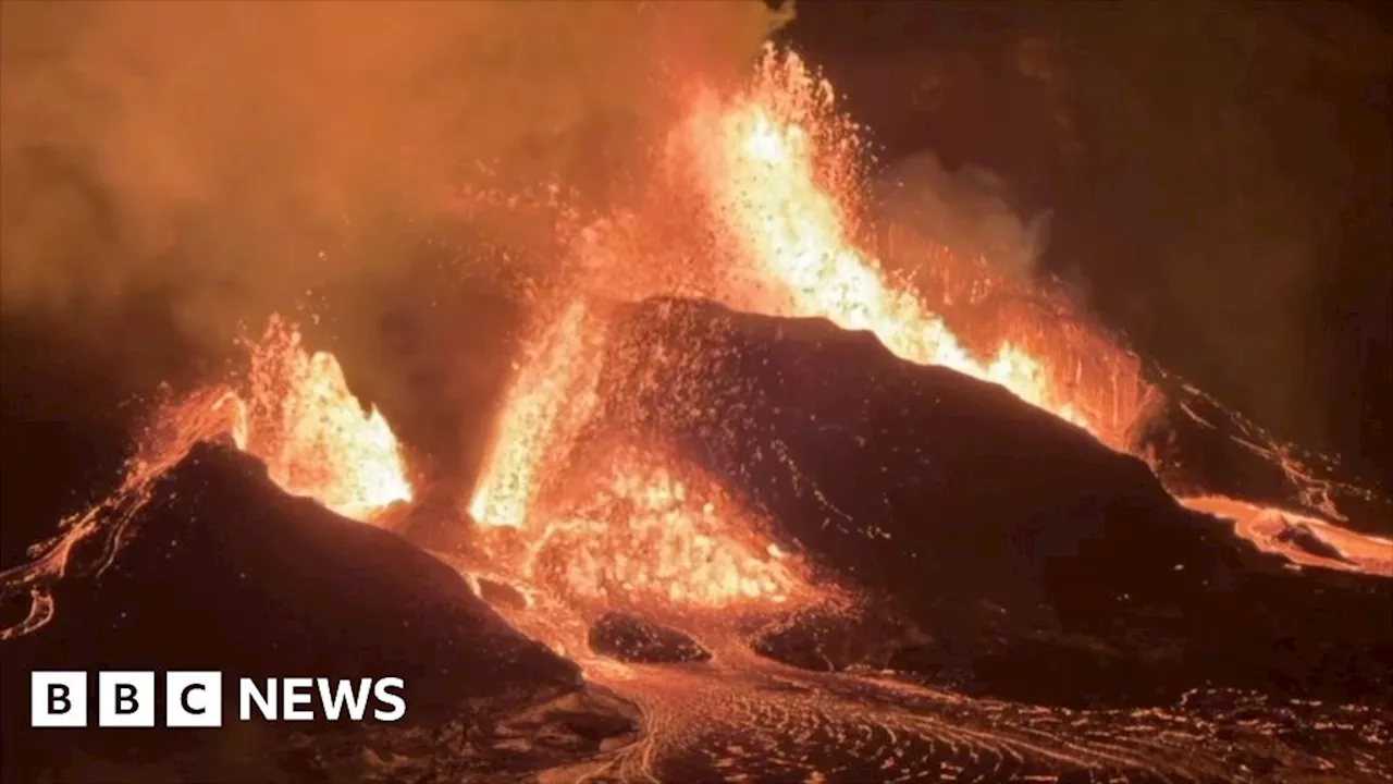 Kilauea Erupts Again in Hawaii; Plane Crash in Philadelphia; Salmon Donation in New York