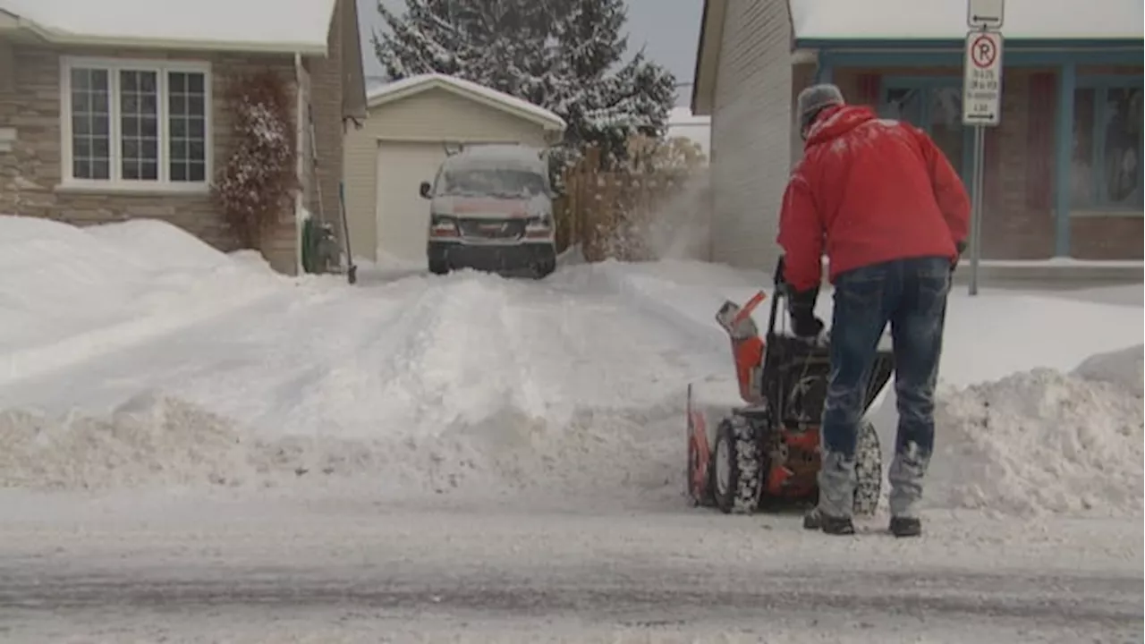 Major Snowstorm Forces School Closures, Bus Cancellations, and Parking Bans in Ottawa-Gatineau