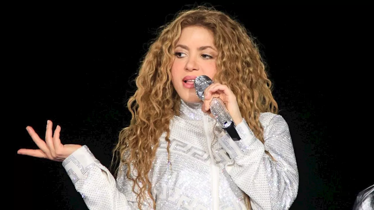 Shakira encanta Rio com show de abertura da turnê global