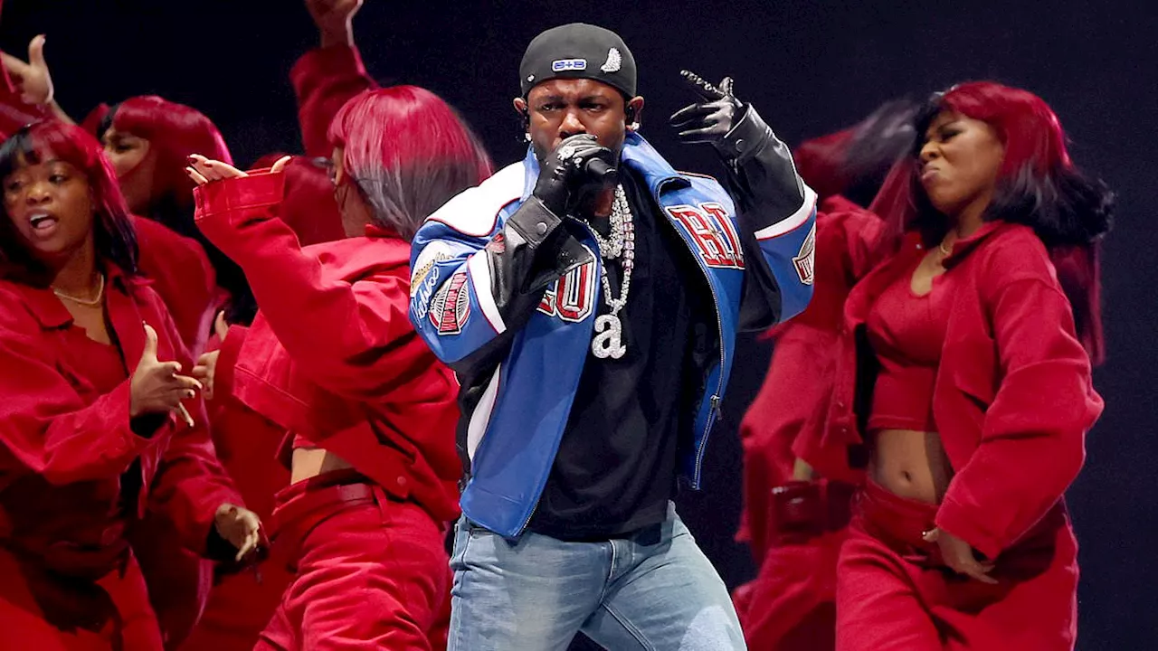 Kendrick Lamar's size 29 women's Super Bowl jeans were originally meant for another A-list star