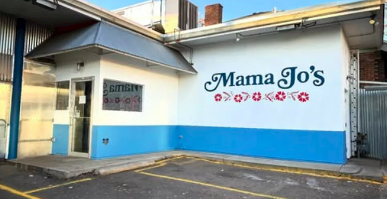 Mama Jo's Biscuits & BBQ Opens in Former Steve's Snappin' Dogs Location