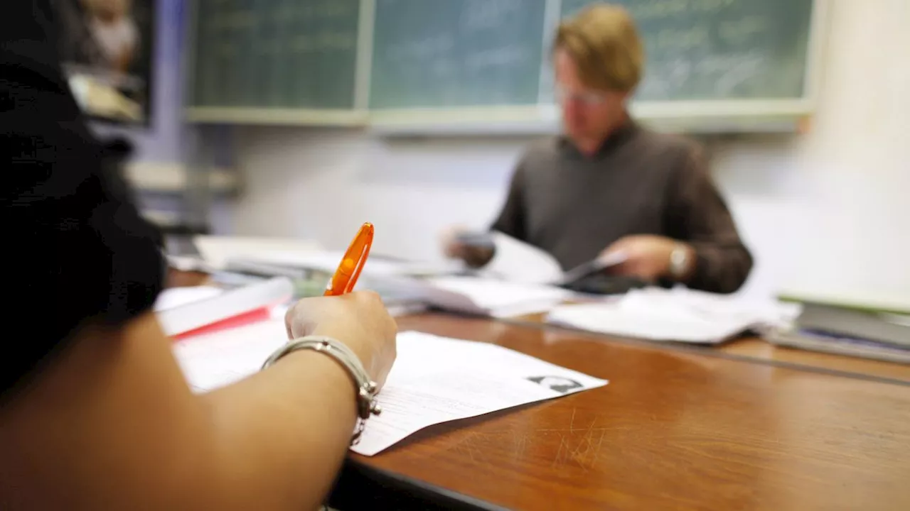 Knapp Drei Viertel der Lehrer verlassen den Schuldienst vorzeitig