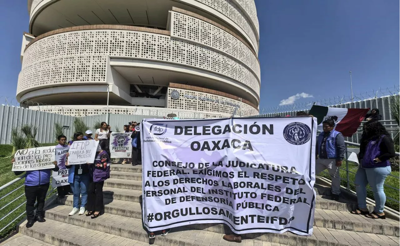 Trabajadores del Poder Judicial Protestan por Reducción de Prestaciones