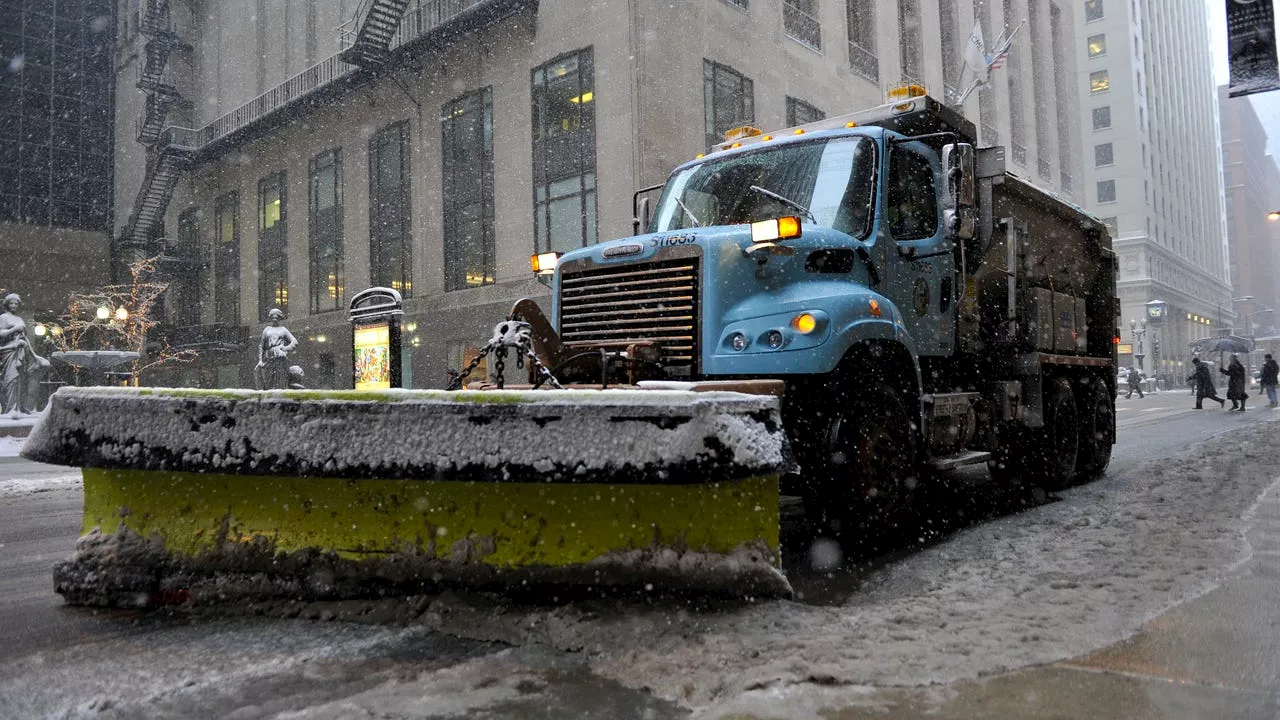 Chicago Braces for Winter's Biggest Snowstorm