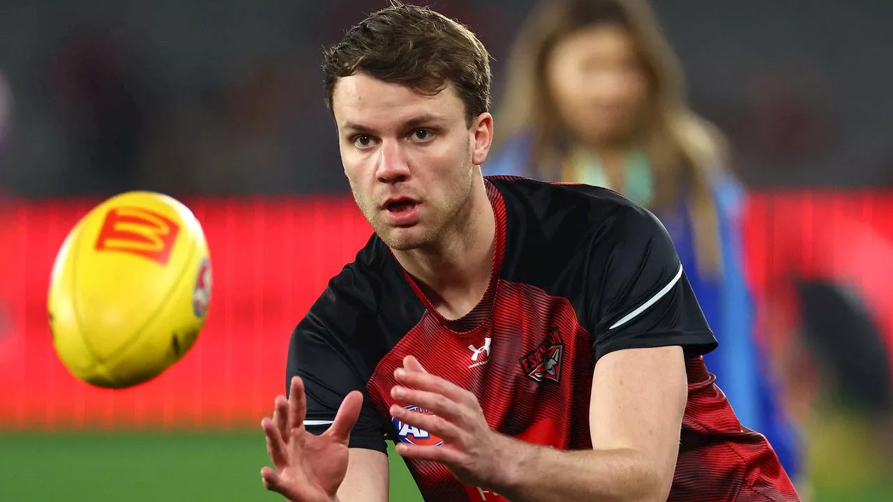 Essendon Bombers Look to Build on Glimpses of Potential in 2025