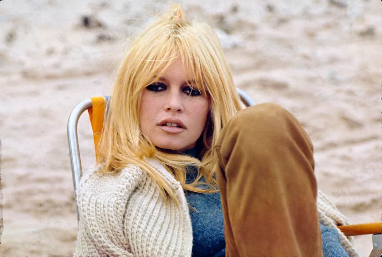 La Coupe French Bombshell: L'Inspiration Brigitte Bardot de 2025