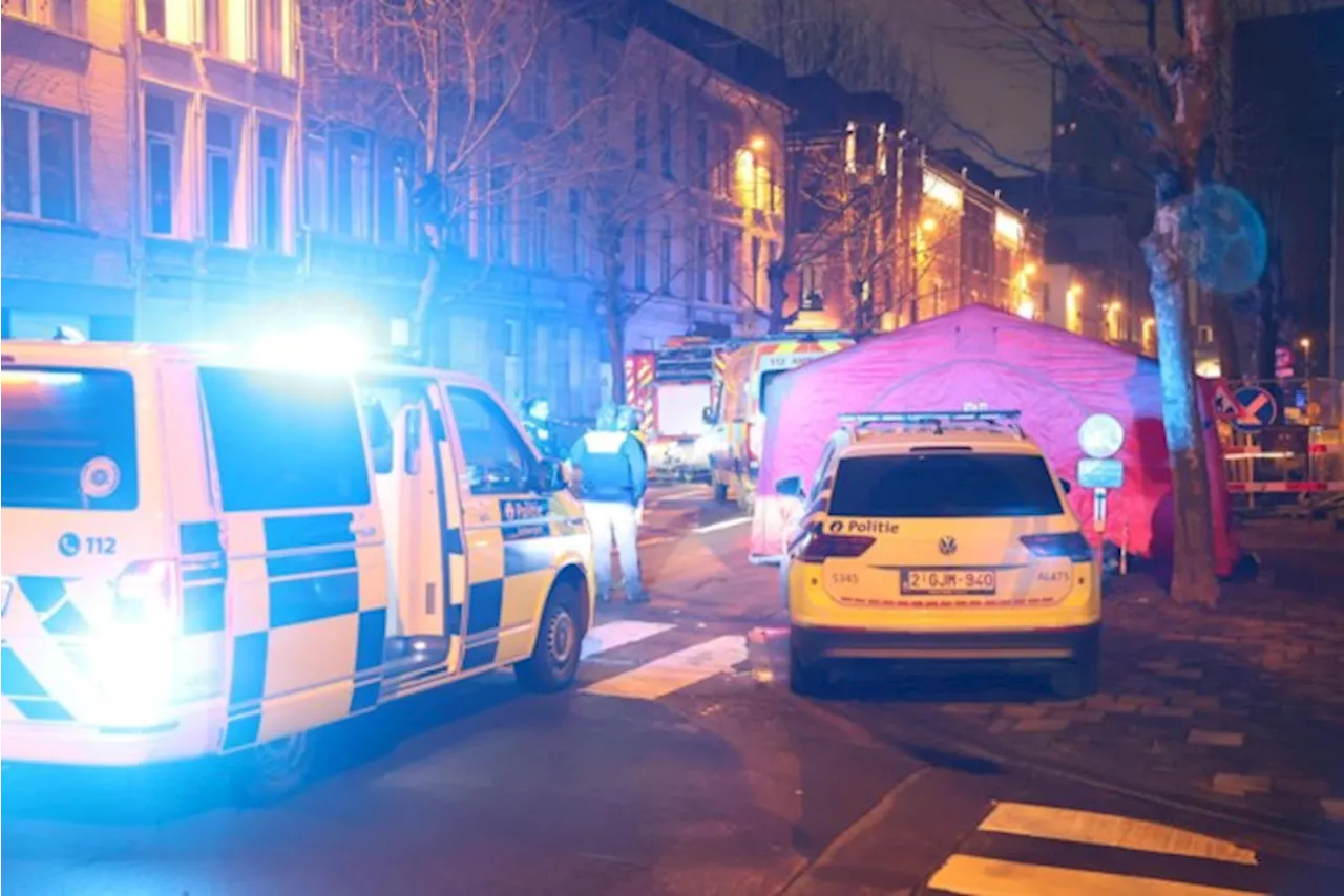 Antwerpen: Yangın, Porsche Satışı ve Birçok Diğer Olay