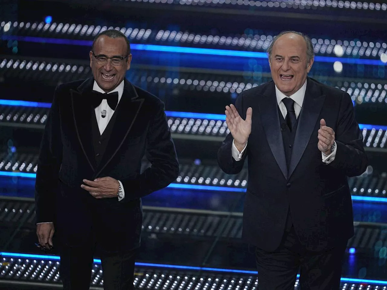 Carlo Conti supera gli ascolti di Amadeus al debutto di Sanremo