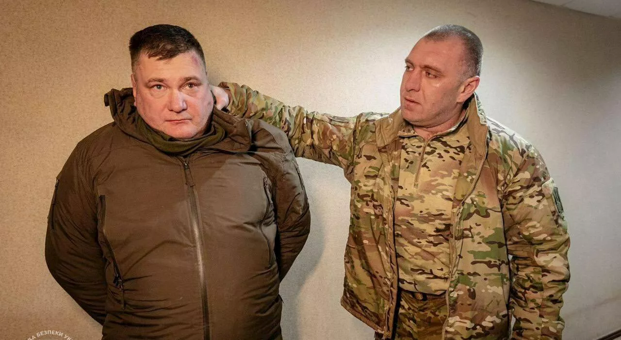 Ucraina, arrestato capo dell'intelligence che collaborava con la Russia. L'Sbu: «Un traditore»