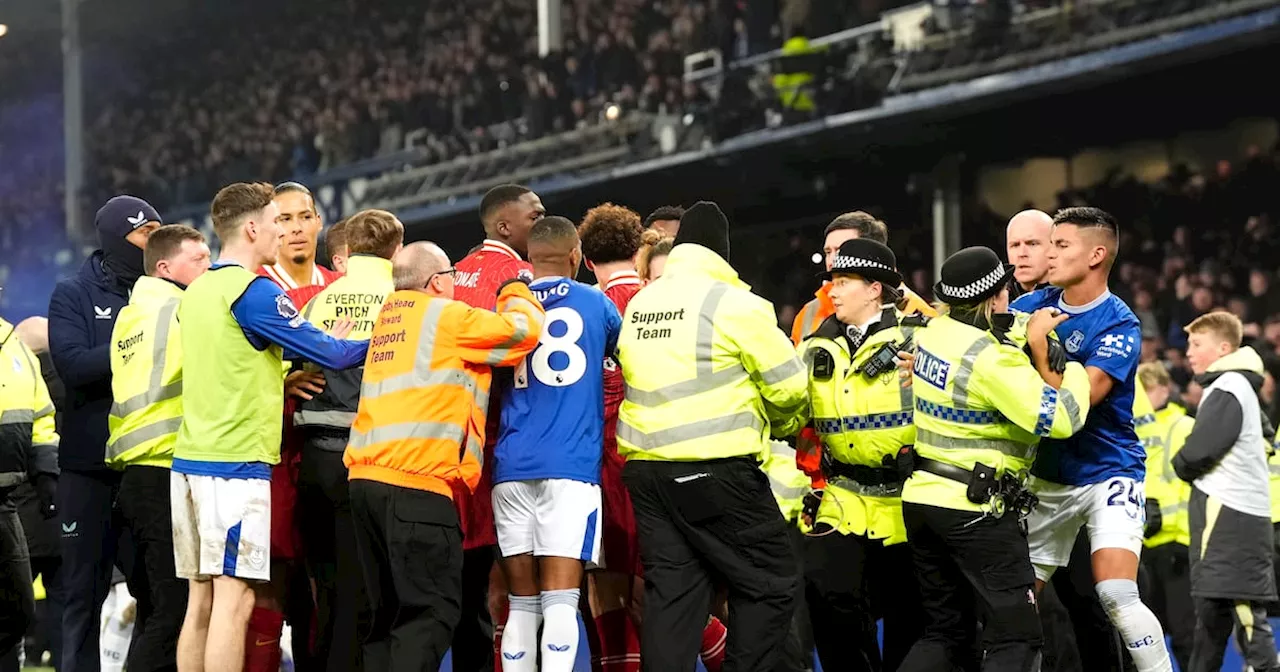 Merseyside Derby Ends in Bedlam: Tarkowski's Late Strike Sparks Melee