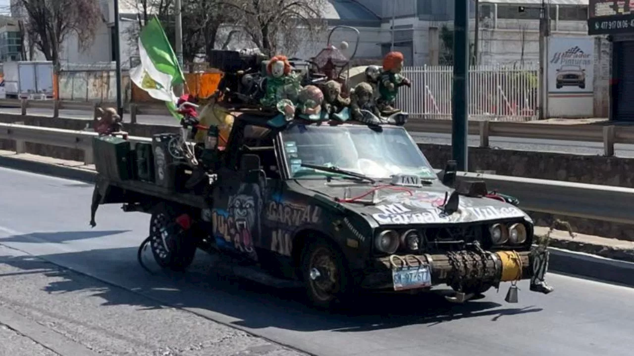 Esta camioneta parece salida de Mad Max, pero rescata autos ponchados en León