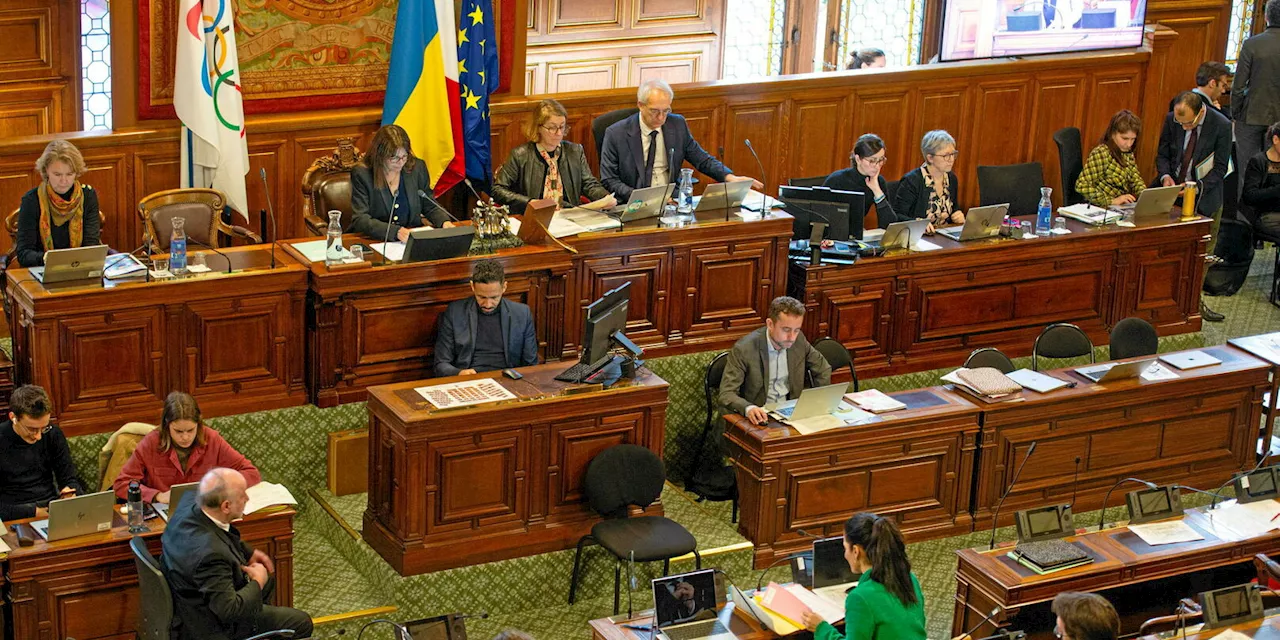 Conseil de Paris transformé en école maternelle