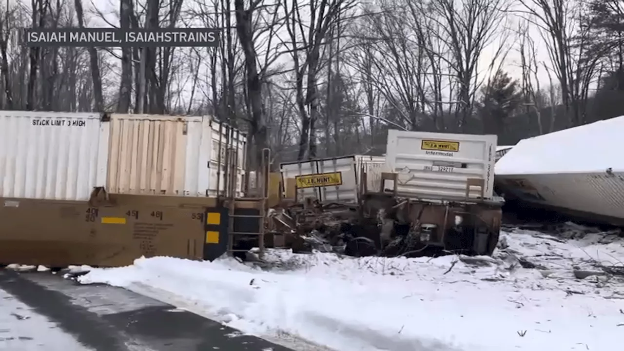 Freight Train Derails in Western Massachusetts, No Injuries Reported