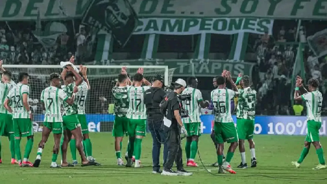 Atlético Nacional recupera a Andrés Felipe Román para enfrentar a Santa Fe