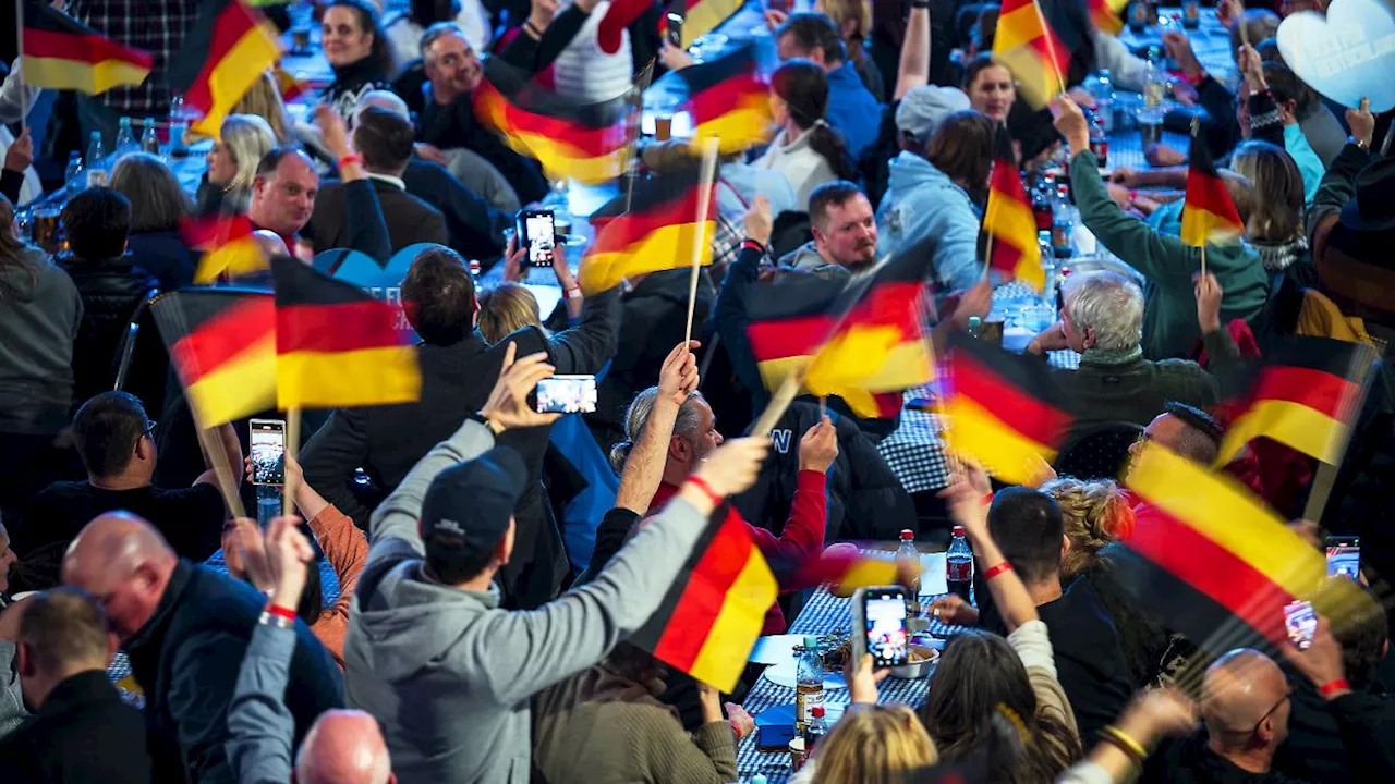 Analyse zeigt hohen Männeranteil: Jeder fünfte AfD-Wähler hat ein rechtsextremes Weltbild