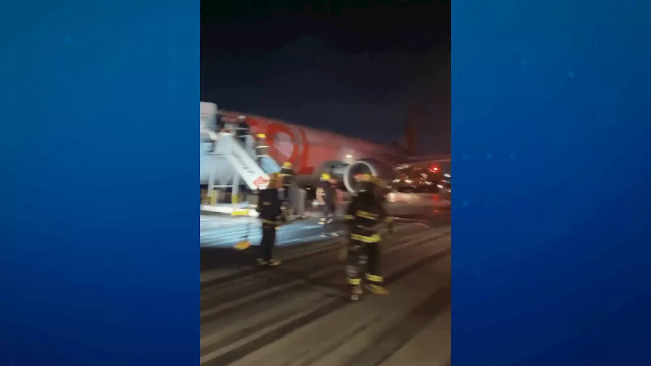 Avião da Gol Colide com Carro no Aeroporto do Galeão