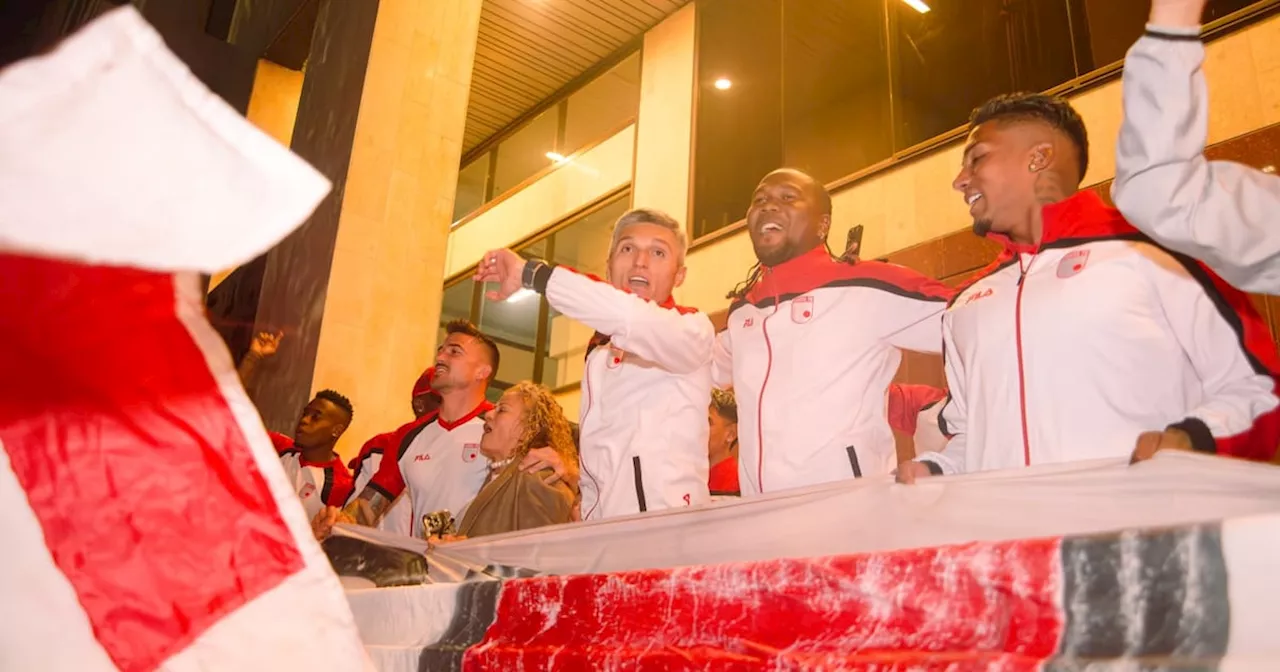 “Vamos a ganar juntos”: Hugo Rodallega se tomó la vocería de Santa Fe para el partido contra Nacional