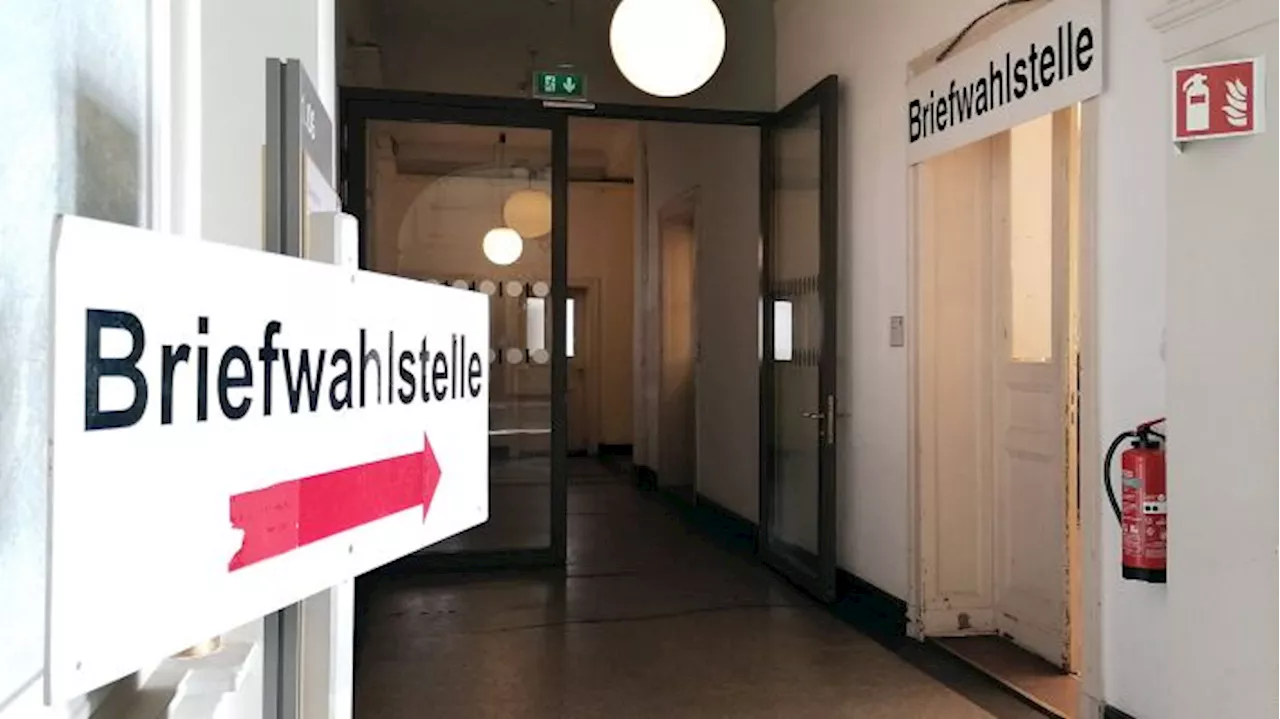 Briefwahl in Berlin: Warteschlangen trotz verkürzter Frist