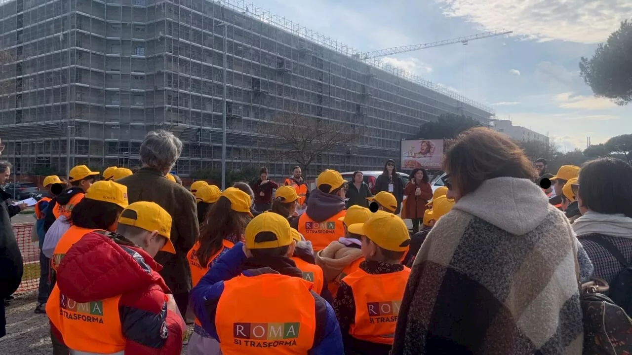 Ragazzi di Tor Bella Monaca scoprono il cantiere della rigenerazione urbana