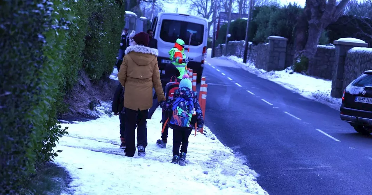 Ireland narrowly avoids Beast from the East as heavy snowfall set to hit Scotland