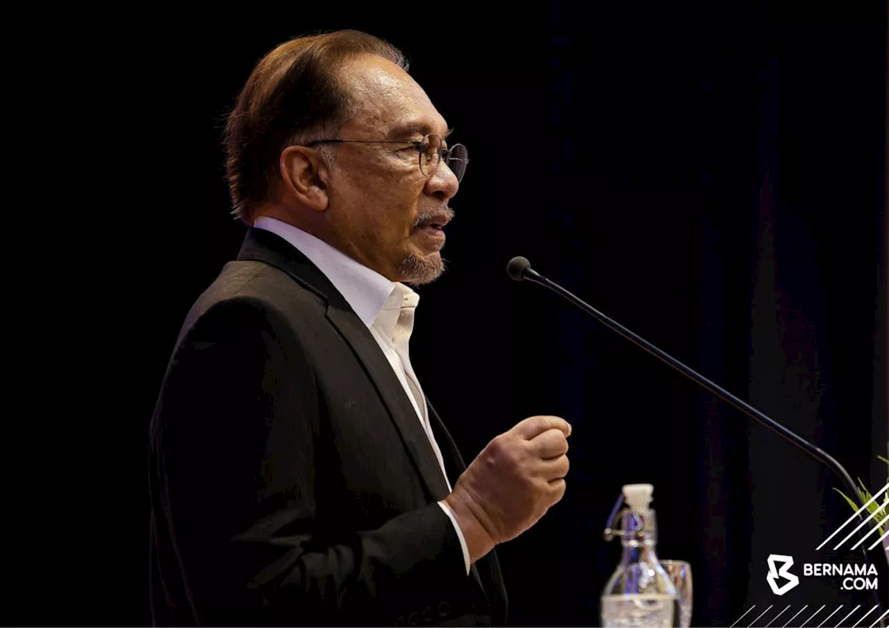 PM Anwar wants iPayment expanded to all ministries, departments by March