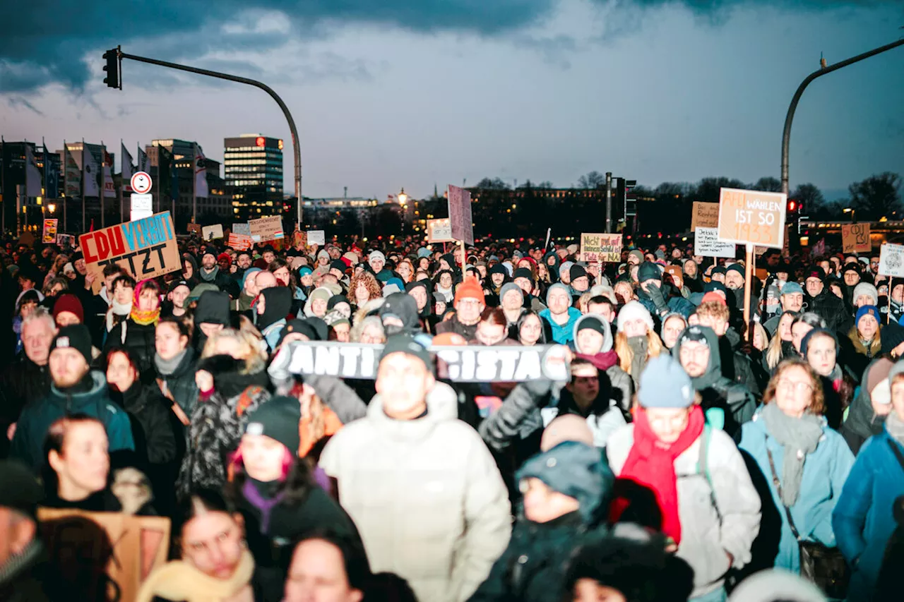 Der Aufstieg des Konservativ-Faschistischen Bündnisses: Ein Blick auf die Migrationspolitik in Deutschland