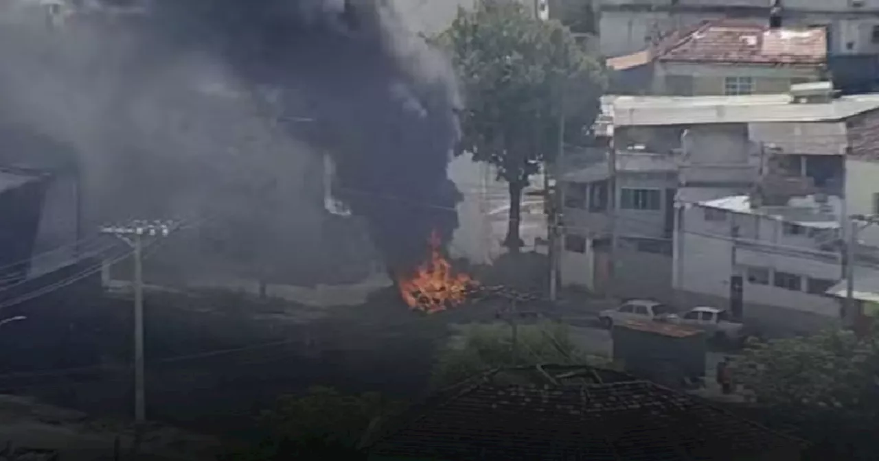 Helicóptero da PM é atingido durante operação na zona norte do Rio