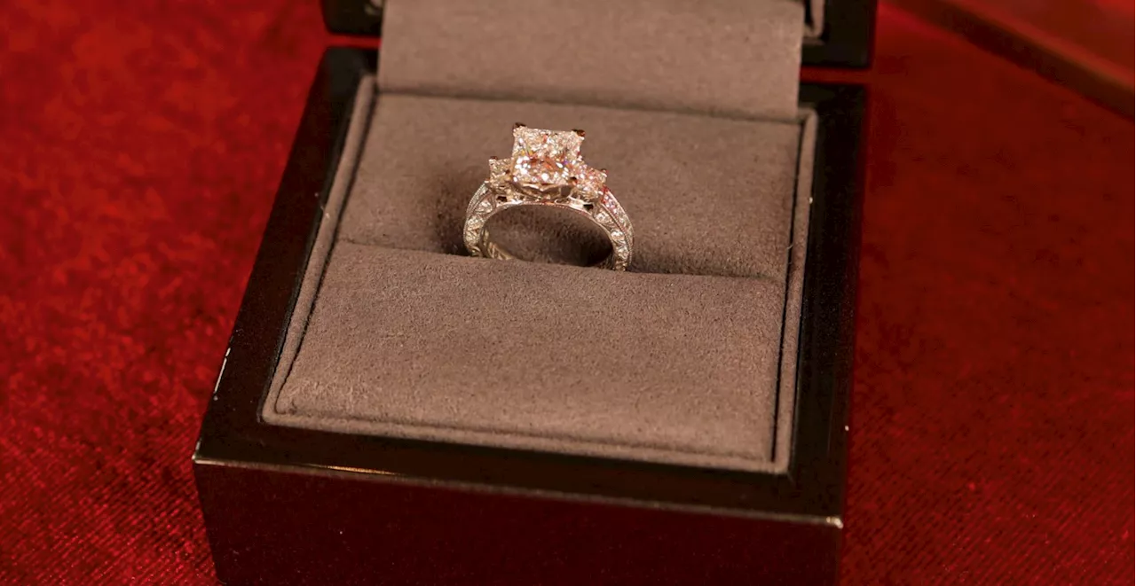 Find the Perfect Valentine's Day Ring at The Cut Price Jewellers in Dublin