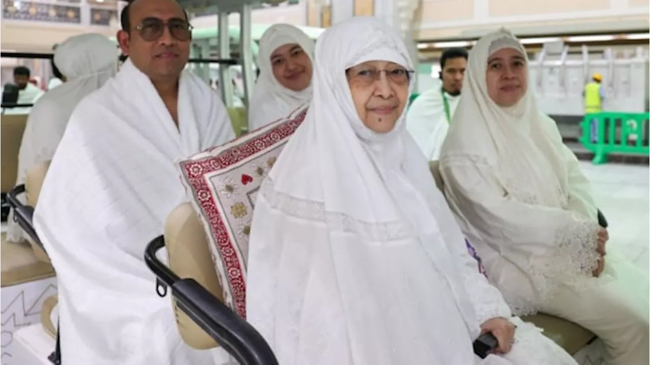 Megawati Sukses Menunaikan Ibadah Umrah