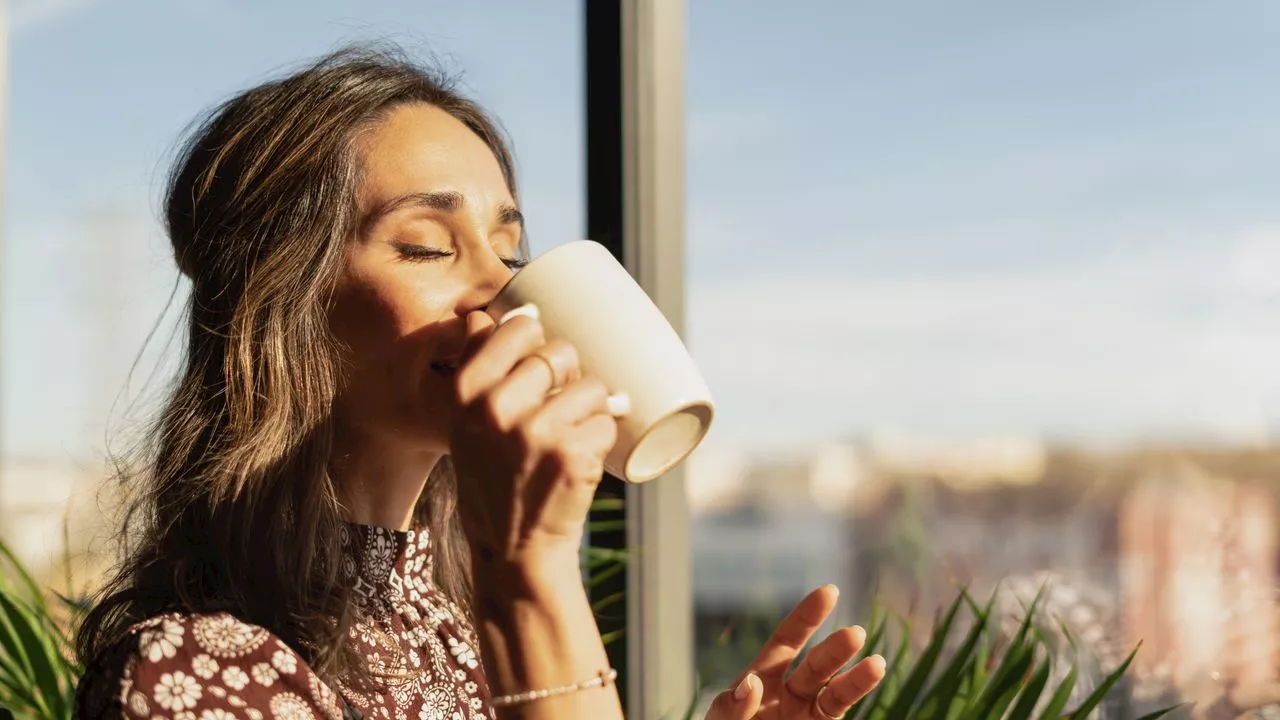 Tè Longjing: benefici antiage per l'alternativa al caffè