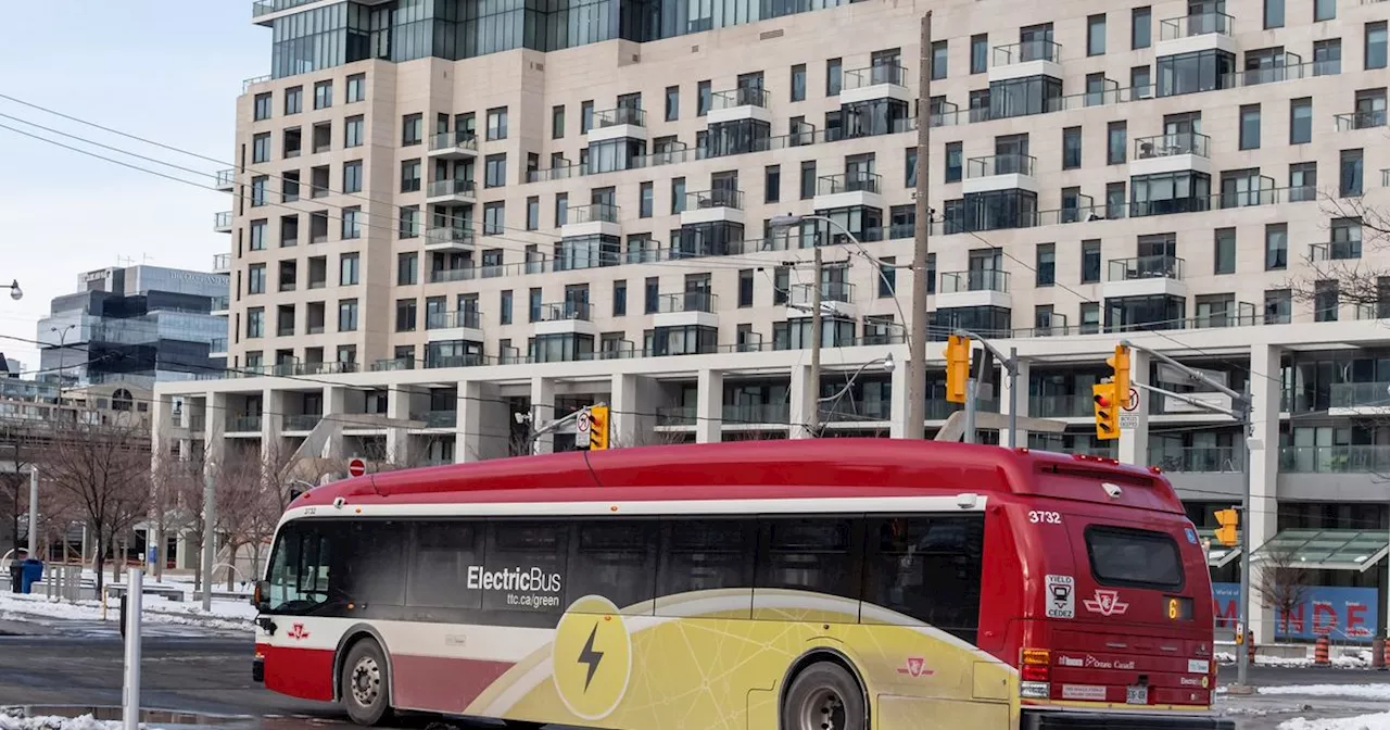 Priority Bus Lanes to Ease Congestion on Queens Quay East