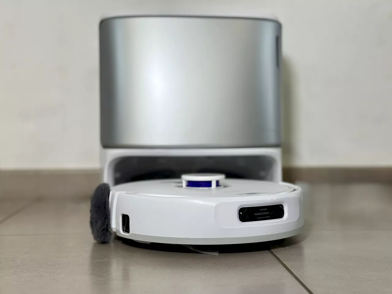 Narwal Freo Z Ultra : Un Aspirateur Robot Premium à Découvrir